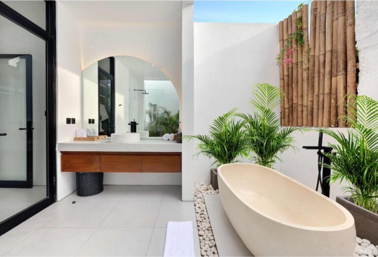 Luxury Villa Pererenan 3 Bedroom 2